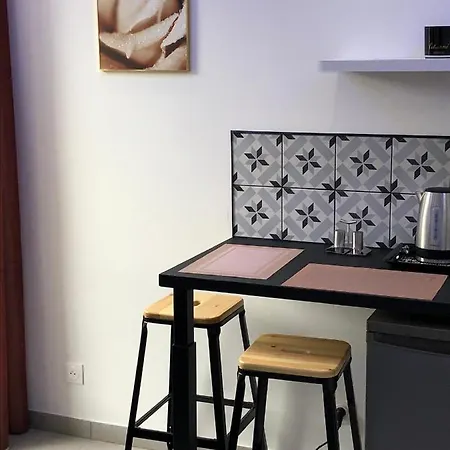 Justcozy Independante #2 Kapselhotel *