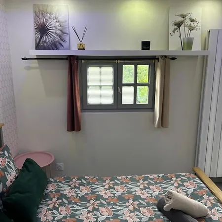 Justcozy Independante #2 Kapselhotel Lille